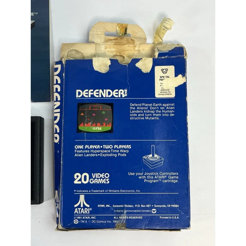 Defender (Atari 2600, 1980) Complete w/ Box & Manual - Tested & Working